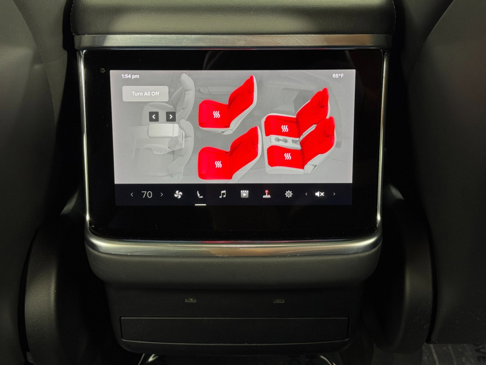 Used 2022 Tesla Model X image 34