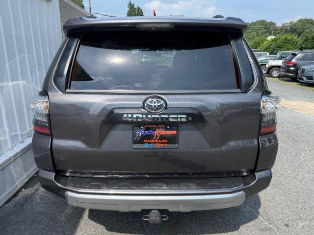 Used 2019 Toyota 4Runner TRD Off-Road AWD/4WD image 4