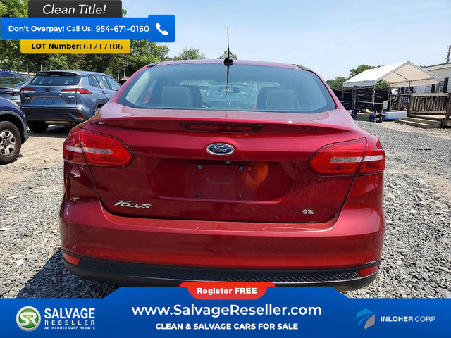 Used 2017 Ford Focus SE FWD image 8