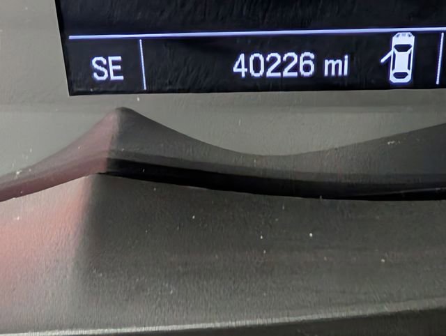 Used 2019 Chevrolet Trax LT w/ LT Convenience Package image 18