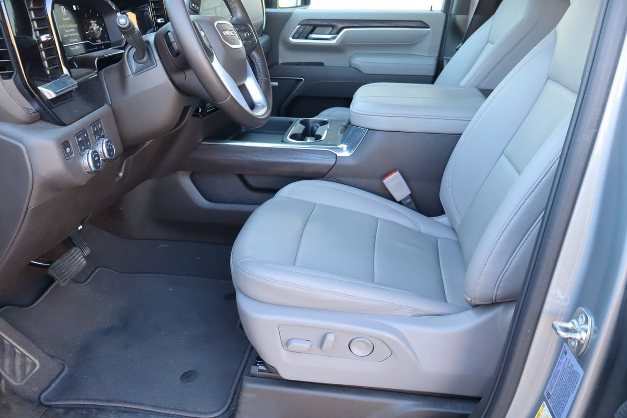 Used 2025 GMC Sierra 2500 SLT w/ Texas SLT Premium Package AWD/4WD image 15
