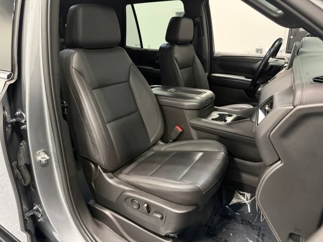 Used 2023 Chevrolet Tahoe LT w/ Luxury Package AWD/4WD image 41