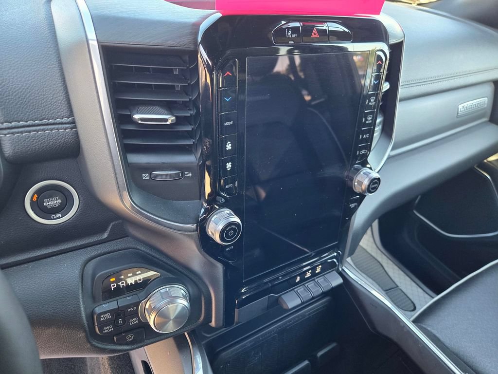 Used 2025 RAM 1500 Laramie AWD/4WD image 21