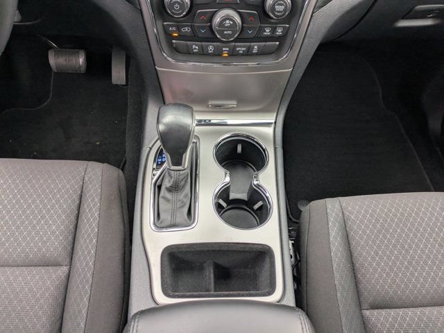 Used 2020 Jeep Grand Cherokee Laredo AWD/4WD image 18
