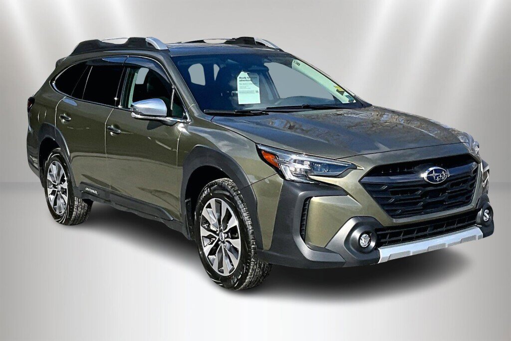 Certified 2025 Subaru Outback Touring XT w/ Tech Package 2 image 1