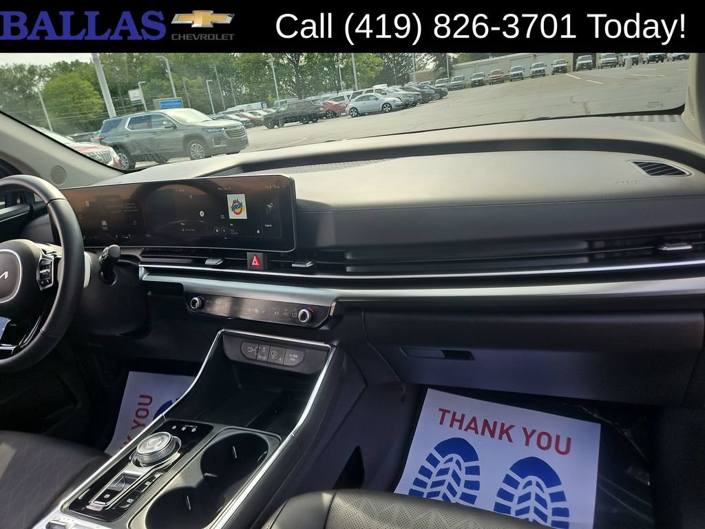 Used 2026 Kia Carnival SX w/ SX Dark Edition Package FWD image 27