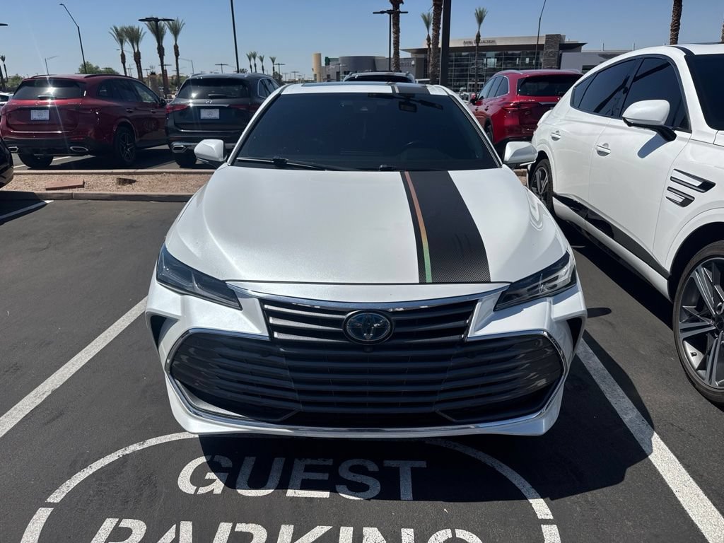 Used 2021 Toyota Avalon Limited w/ Advanced Safety Package FWD image 2