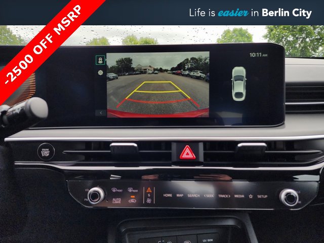 New 2025 Kia K5 LXS image 27