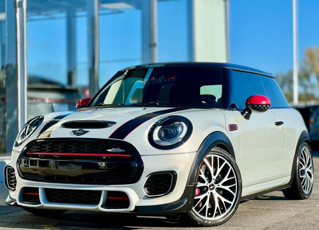 Used 2017 MINI Cooper John Cooper Works image 32