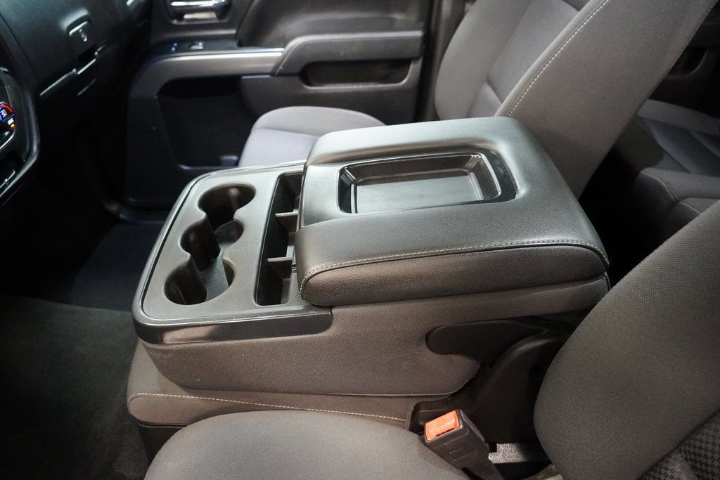 Used 2018 Chevrolet Silverado 1500 LT w/ All Star Edition image 22