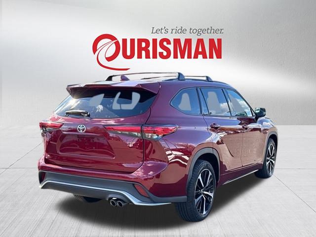 Used 2022 Toyota Highlander XSE video 2