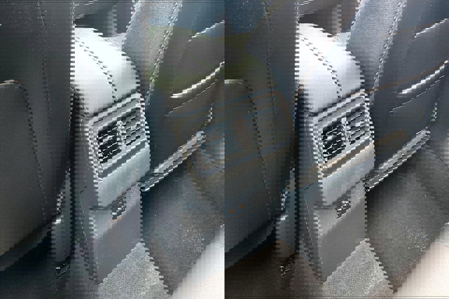 Used 2024 MAZDA CX-50 AWD 2.5 S w/ Weather Package image 40