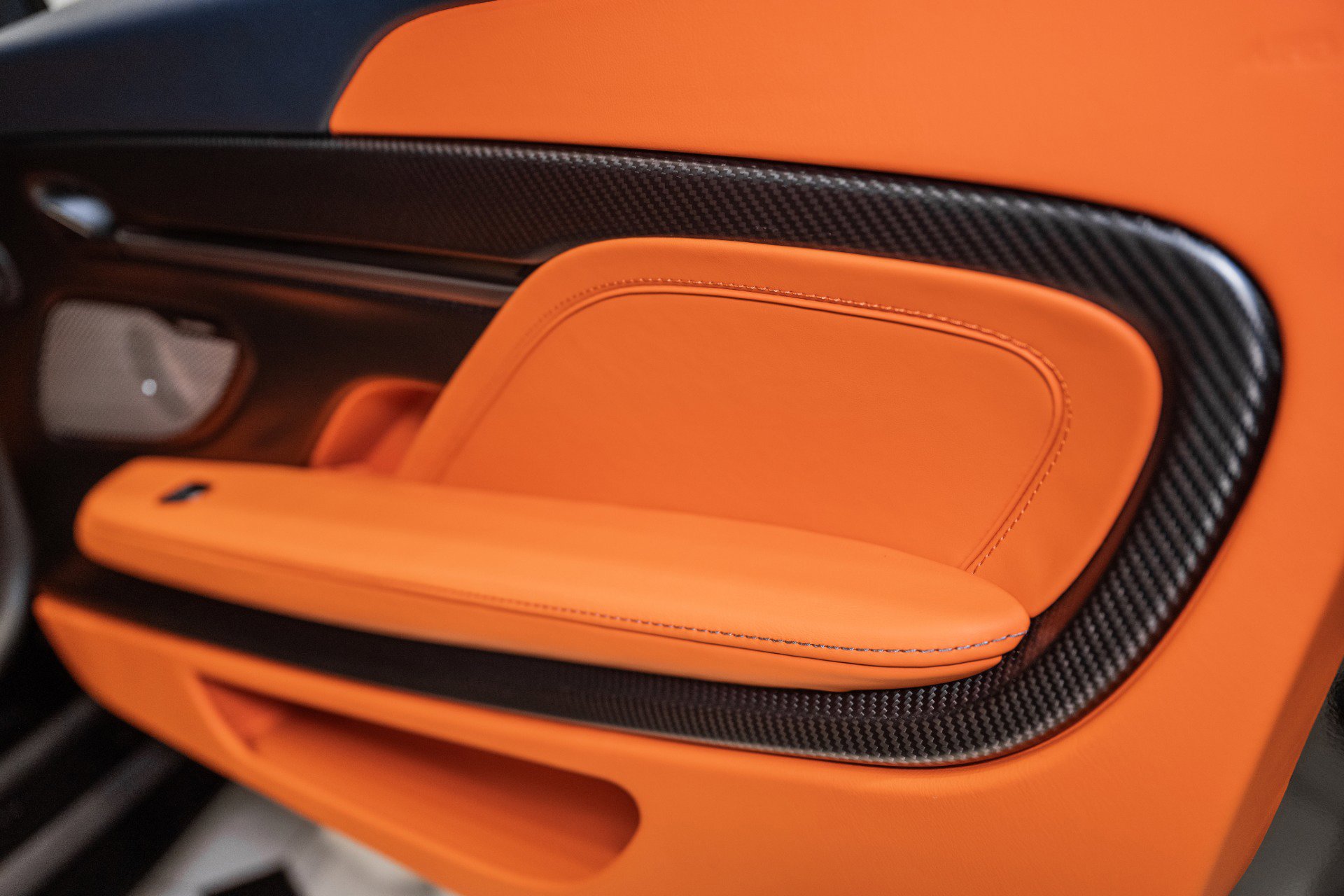 New 2026 Aston Martin Vanquish Convertible image 19