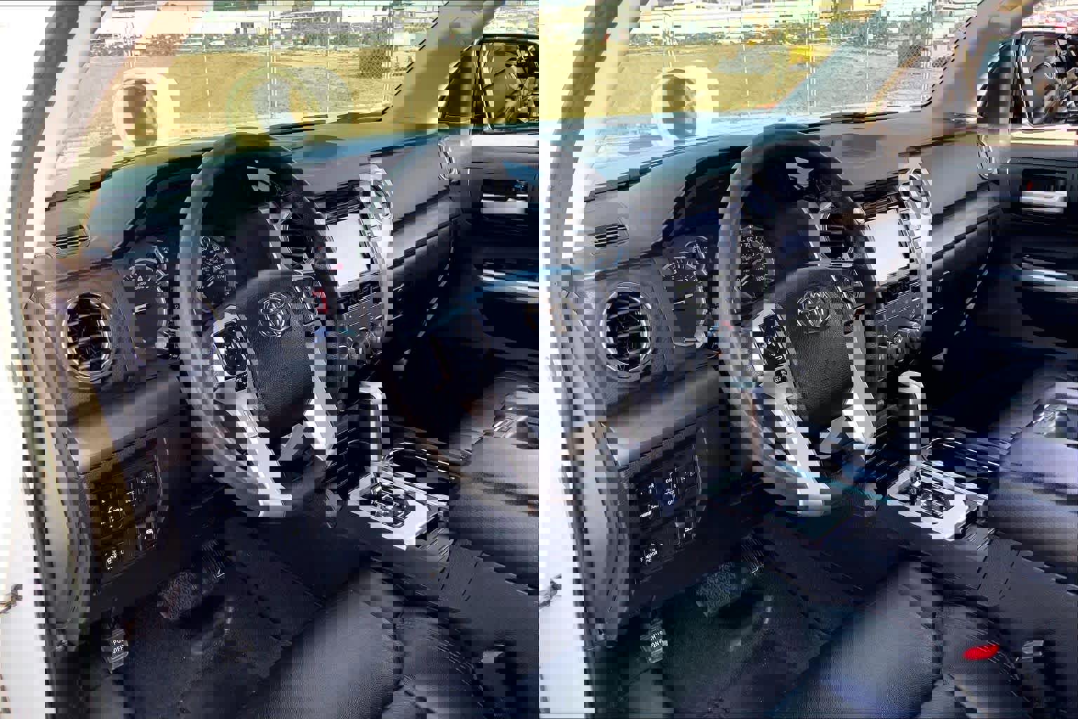 Used 2015 Toyota Tundra SR5 w/ SR5 Upgrade Package image 16