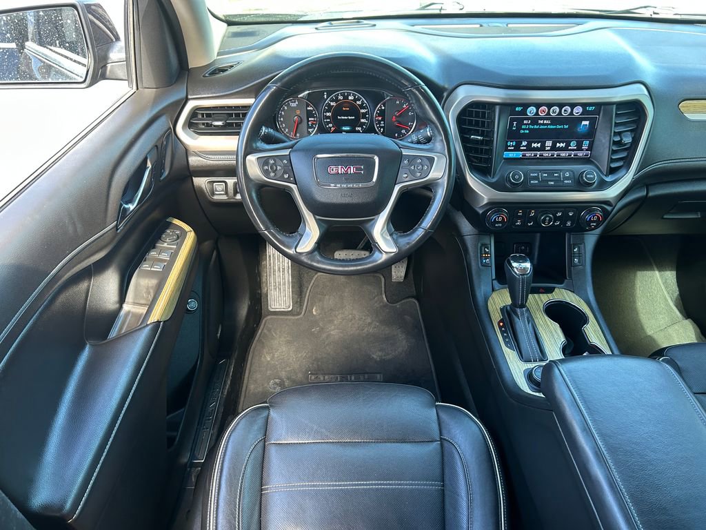 Used 2019 GMC Acadia Denali w/ Technology Package AWD/4WD image 31