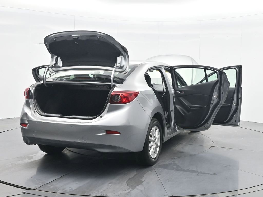 Used 2015 MAZDA MAZDA3 i Touring w/ Technology Package FWD image 35