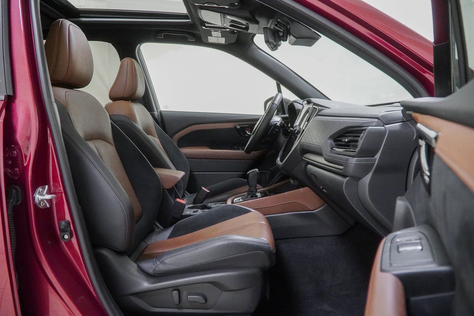 Used 2025 Subaru Forester Touring image 39