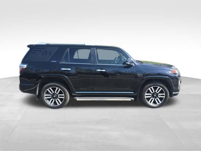 Used 2023 Toyota 4Runner Limited AWD/4WD image 9
