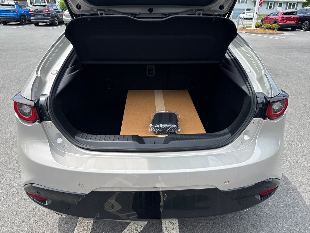 New 2026 MAZDA MAZDA3 Hatchback w/Premium Plus Pkg AWD/4WD image 21