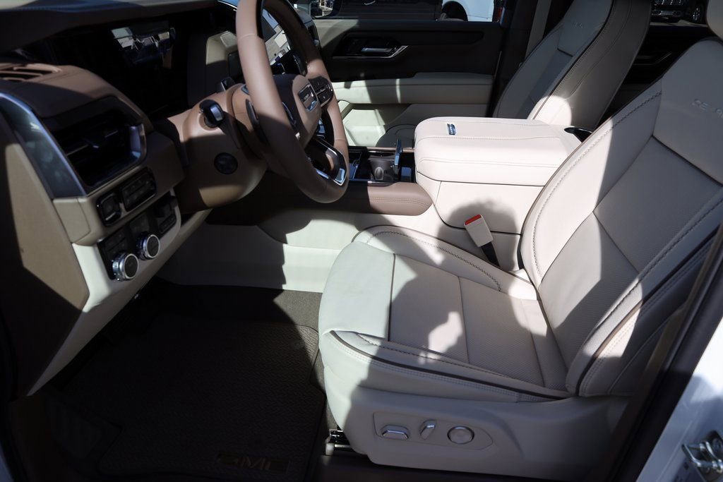 New 2026 GMC Yukon XL Denali w/ Advanced Technology Package image 11