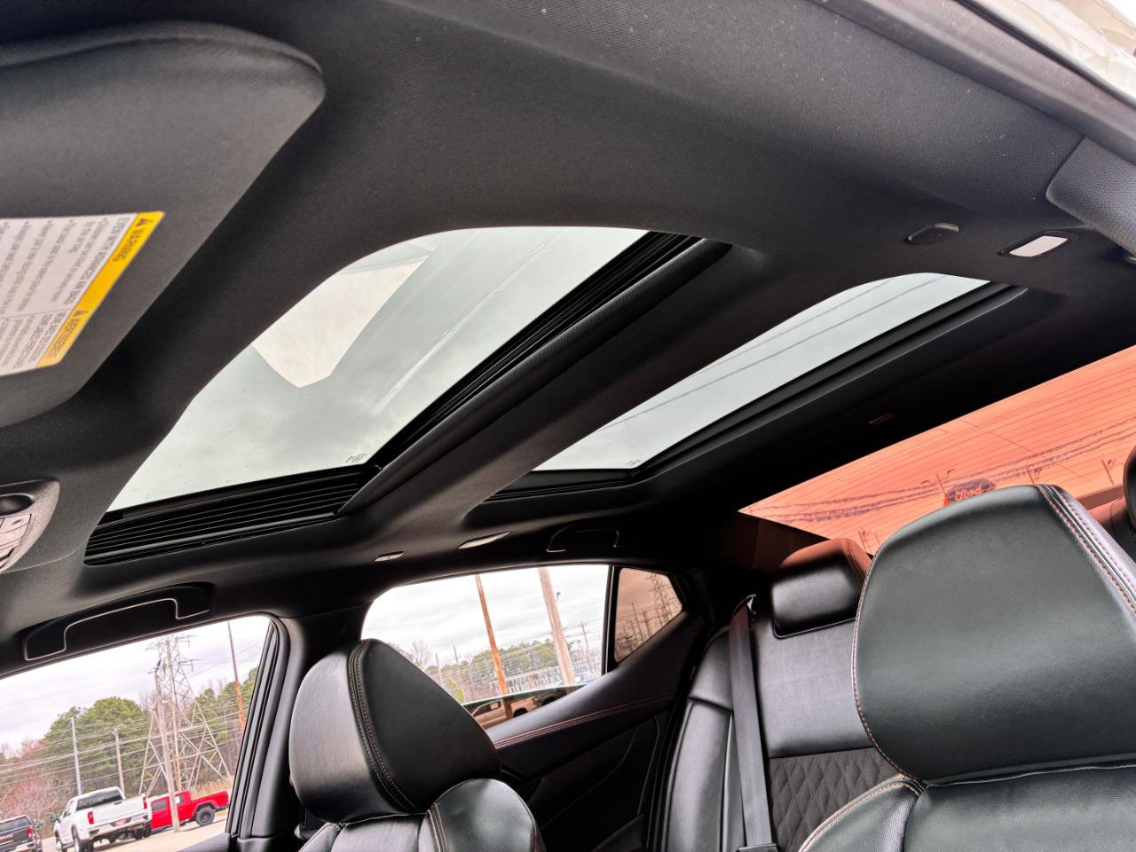 Used 2023 Nissan Maxima SR w/ Sport Mat Group image 12