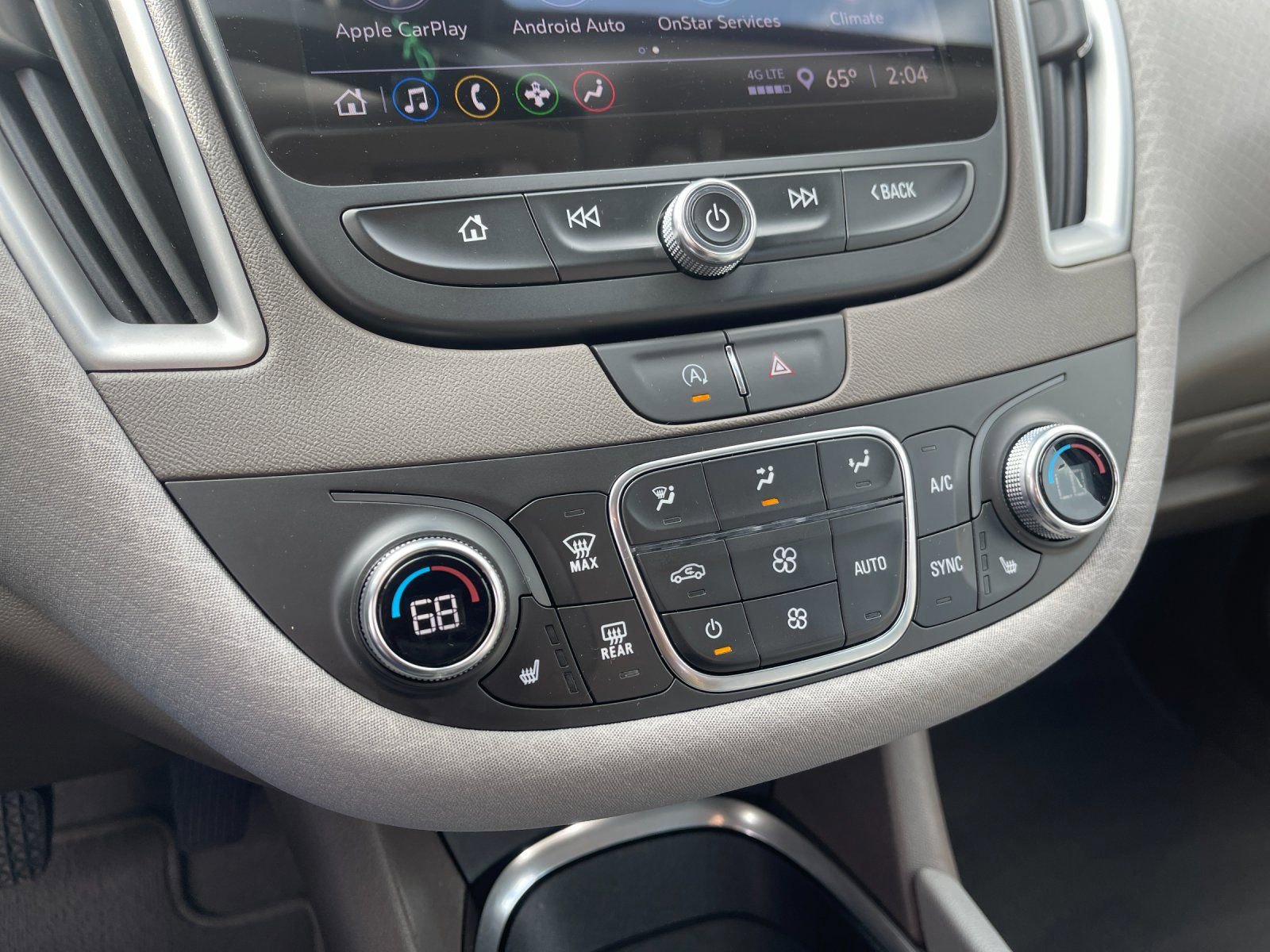 Used 2022 Chevrolet Malibu LT image 21