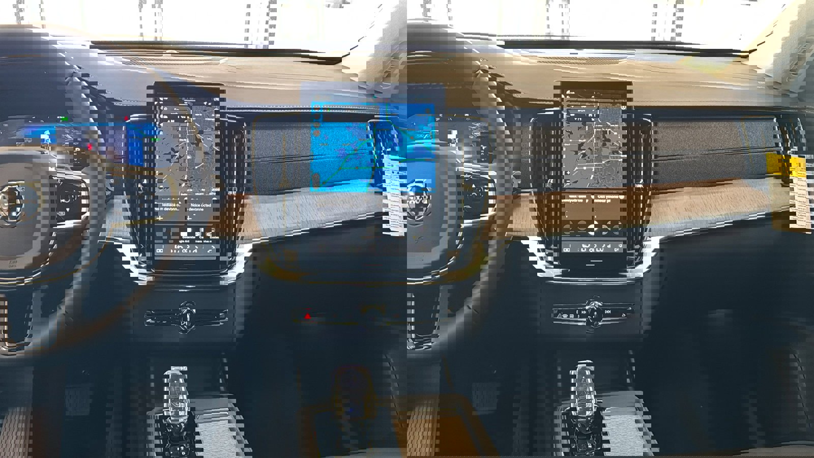 New 2026 Volvo XC90 T8 Ultra w/ Lounge Package image 11