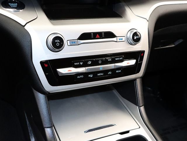 Certified 2022 Ford Explorer XLT image 20