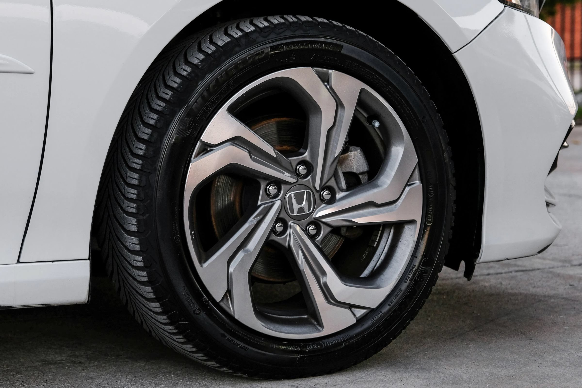 Used 2018 Honda Accord EX-L image 58
