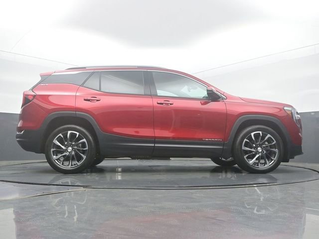 Certified 2024 GMC Terrain SLT w/ LPO, Floor Liner Package FWD image 50