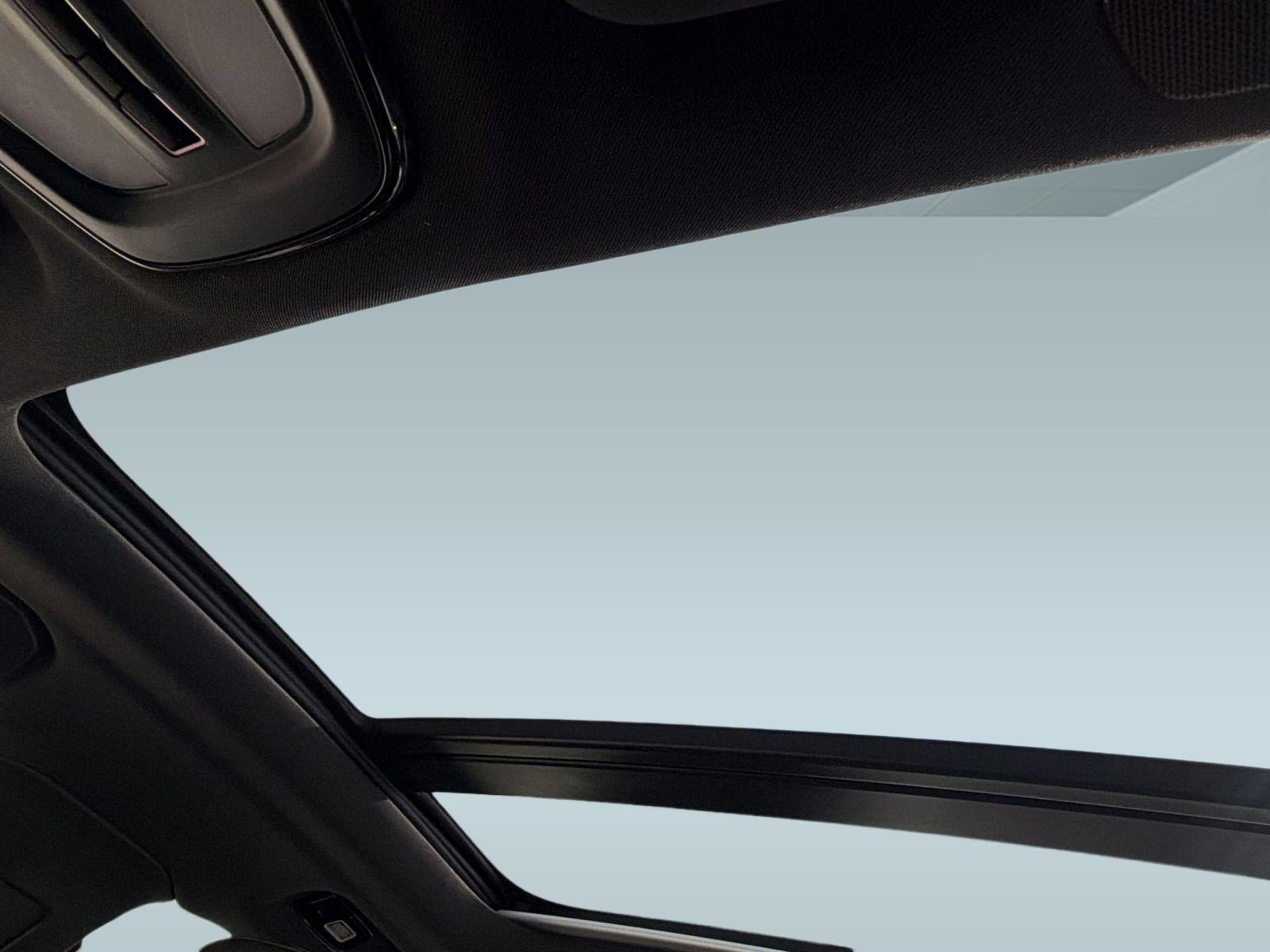 Certified 2024 Volvo S60 B5 Plus FWD image 16
