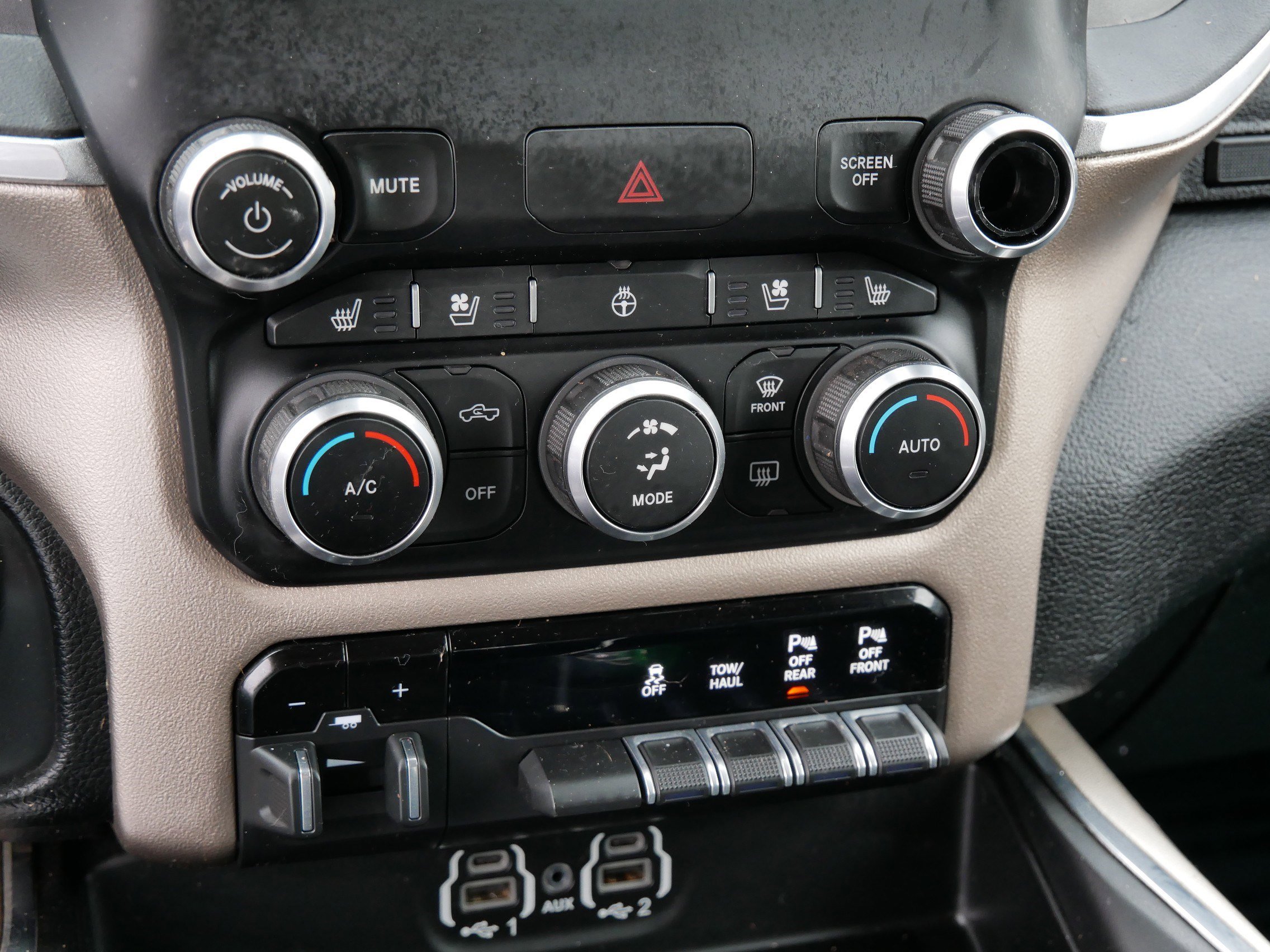 Used 2020 RAM 1500 Laramie image 23