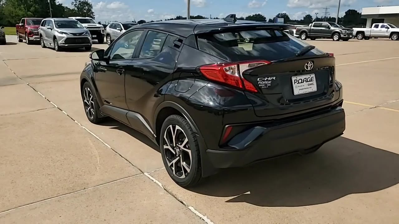 Used 2019 Toyota C-HR XLE FWD image 7