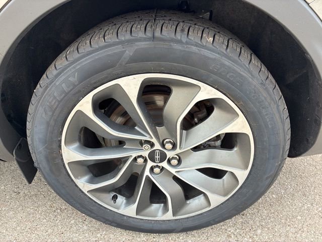 Used 2023 Lincoln Nautilus Reserve w/ Equipment Group 201A image 15