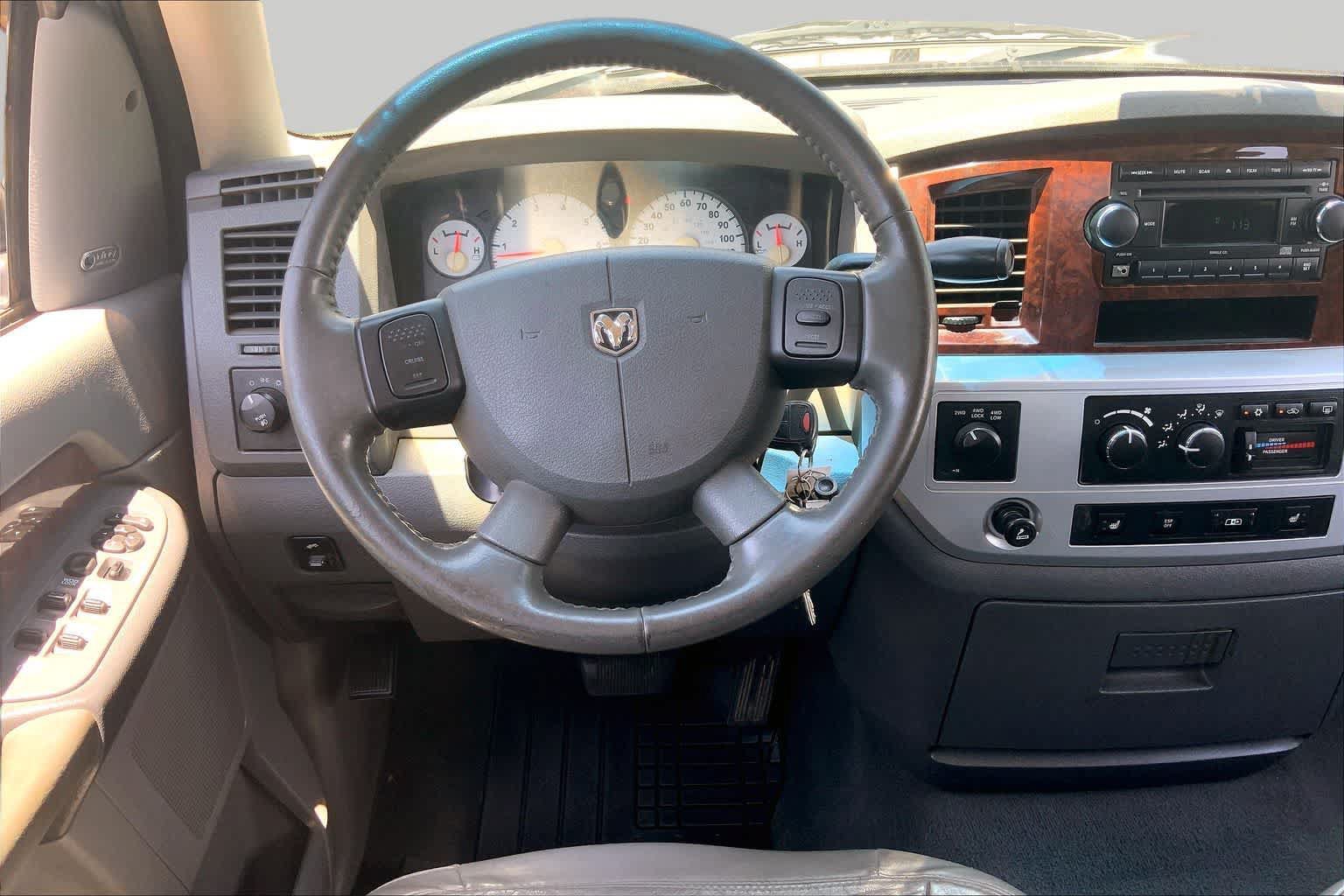 Used 2008 Dodge Ram 1500 Truck Laramie AWD/4WD image 5