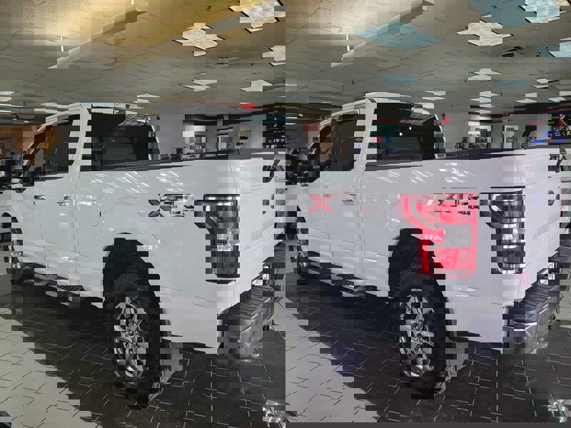 Used 2019 Ford F150 XLT w/ Equipment Group 301A Mid image 7