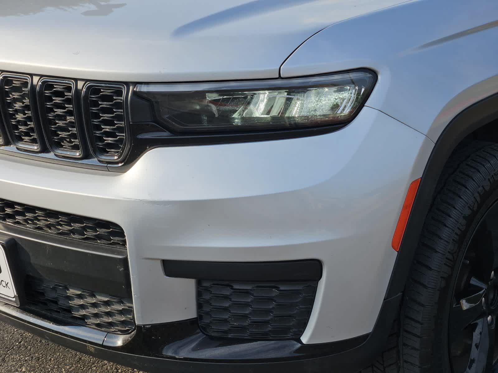 Used 2021 Jeep Grand Cherokee L Laredo RWD image 7