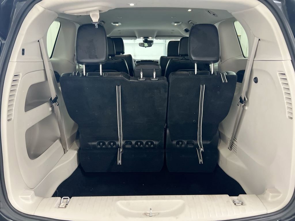 Used 2024 Chrysler Pacifica Touring-L image 24