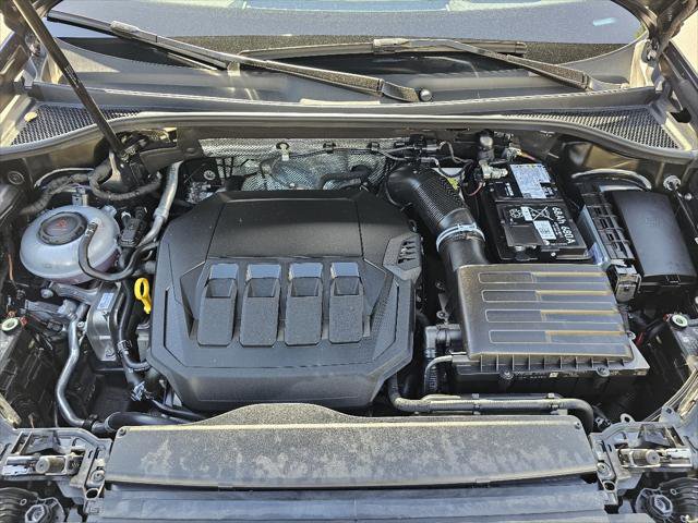 Certified 2025 Audi Q3 2.0T Premium w/ Convenience Package AWD/4WD image 8