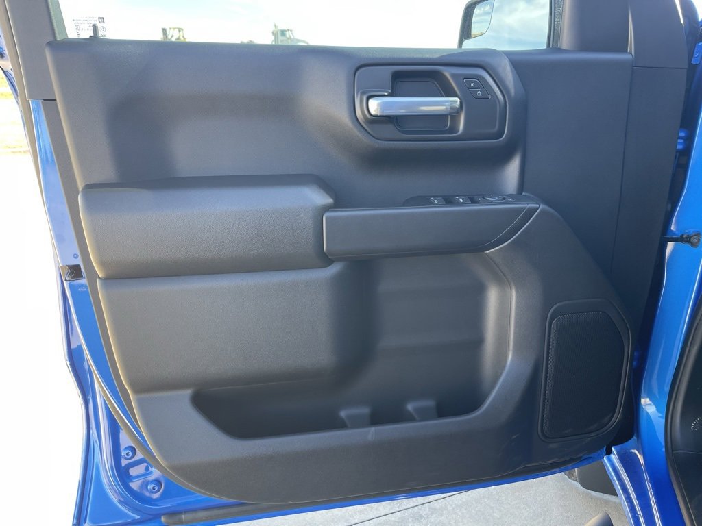 New 2026 Chevrolet Silverado 1500 Custom w/ Turbomax Blackout Package image 14