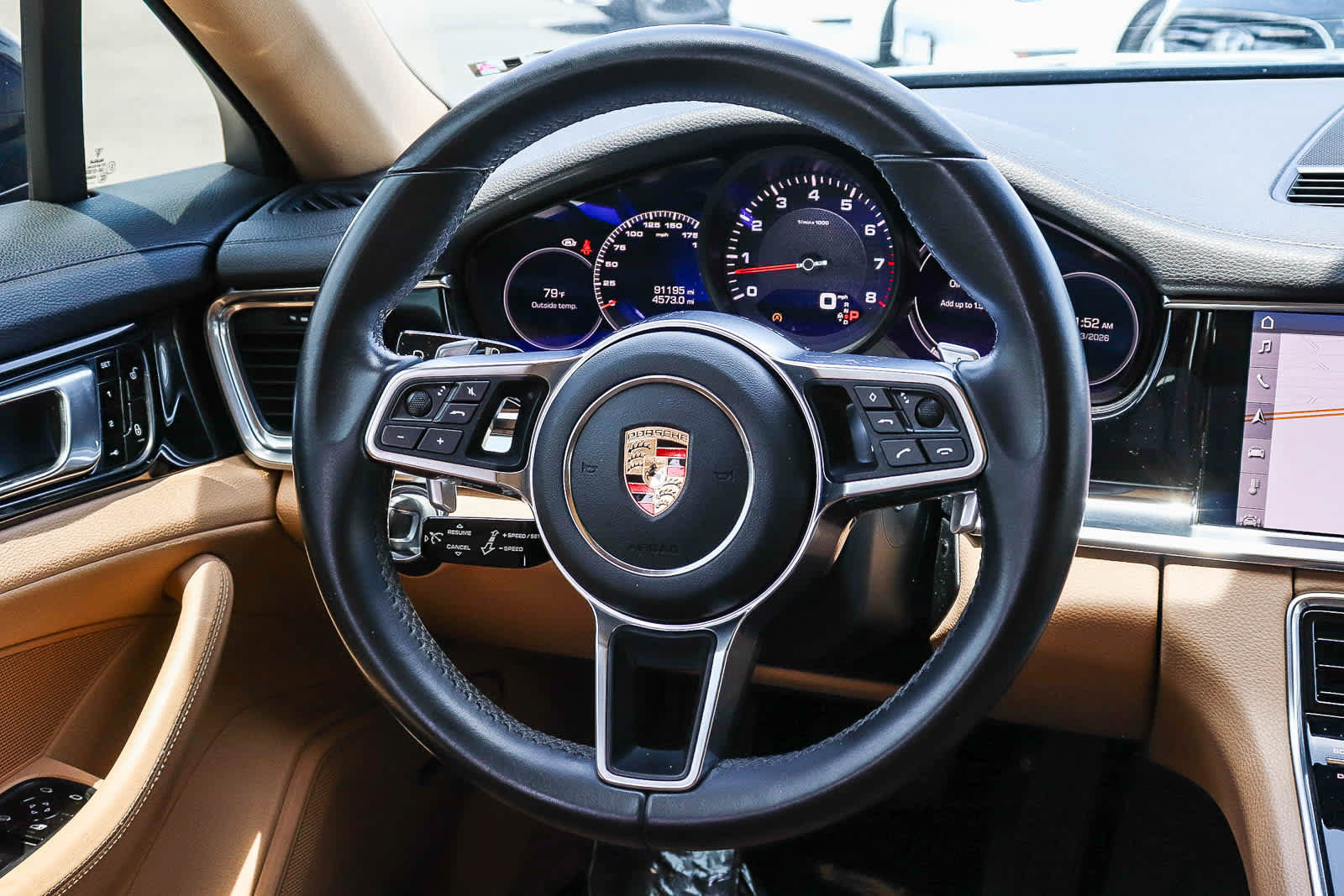 Used 2017 Porsche Panamera 4 AWD/4WD image 20