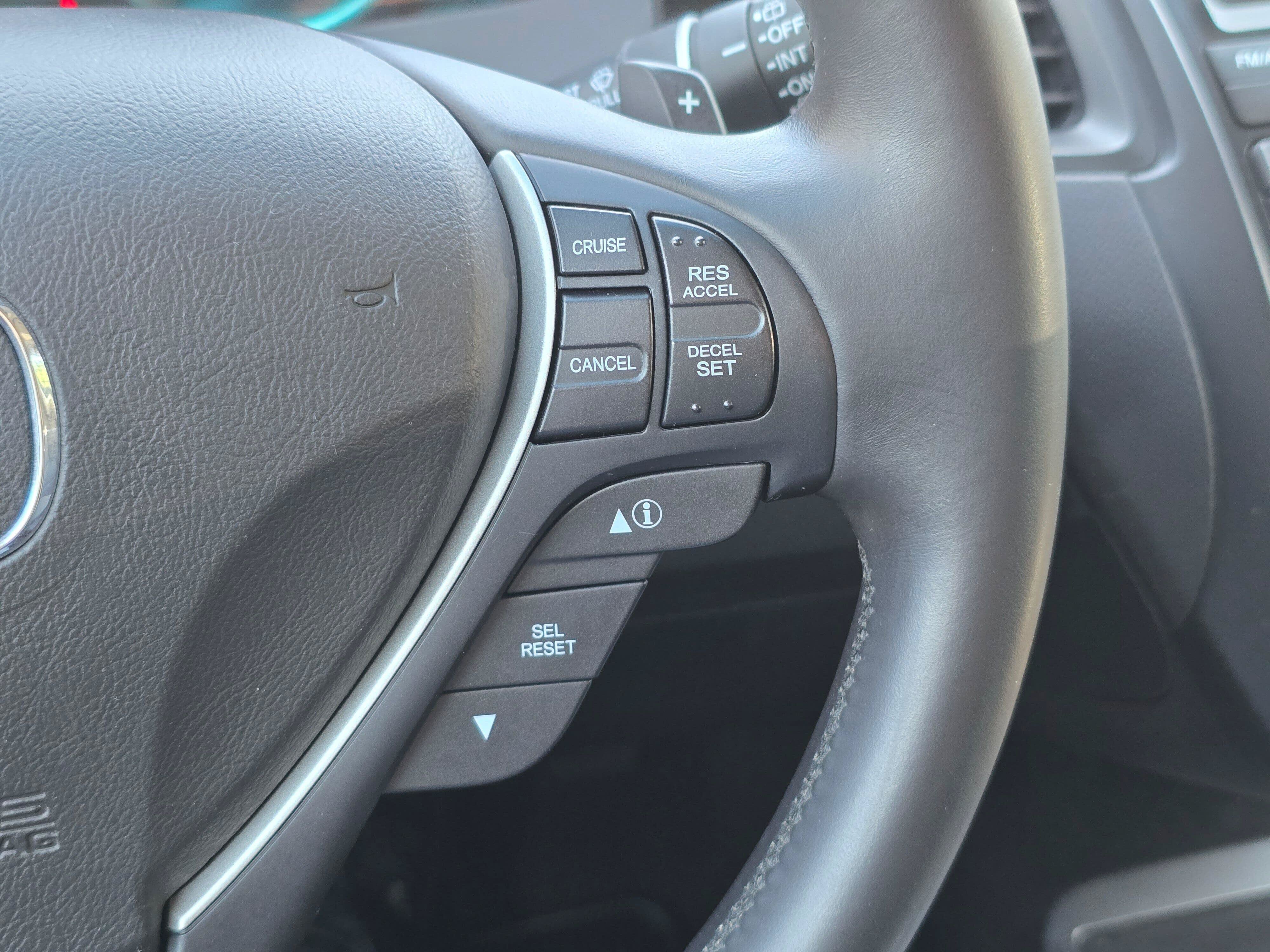 Used 2014 Acura RDX w/ Technology Package AWD/4WD image 30