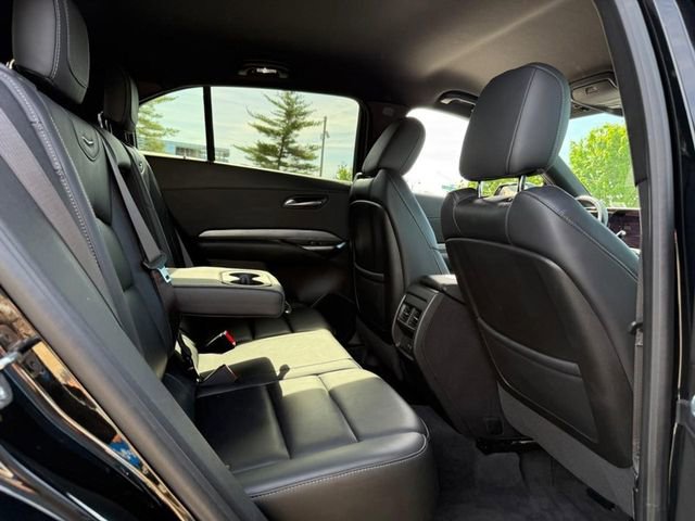 Used 2024 Cadillac XT4 Premium Luxury FWD image 9