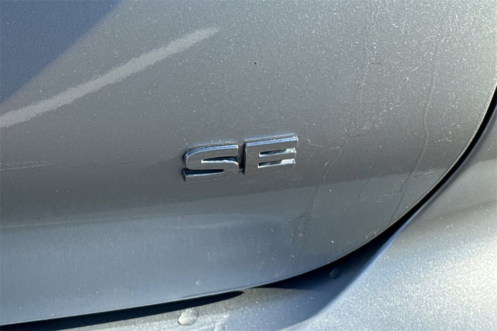 Used 2024 Mitsubishi Outlander FWD image 11