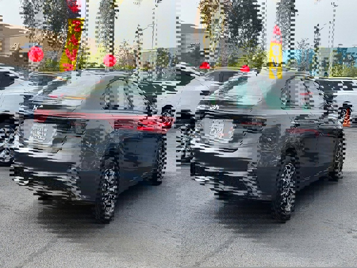 Used 2024 Kia Forte LXS image 11