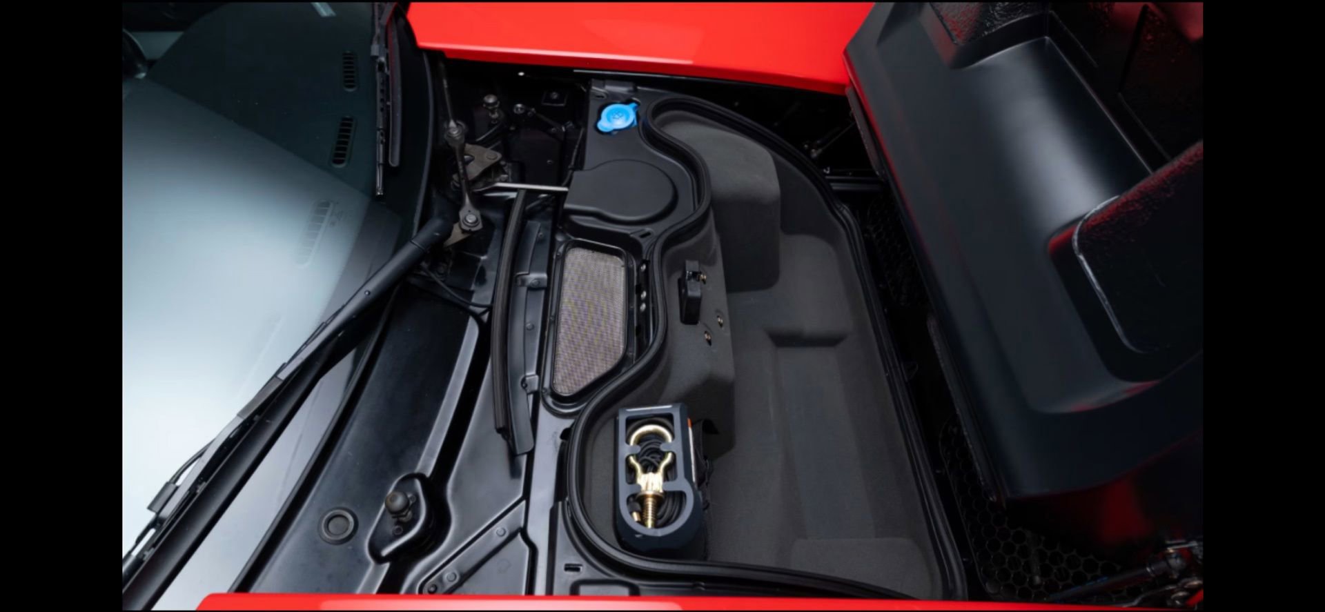 Used 2005 Ford GT RWD image 67