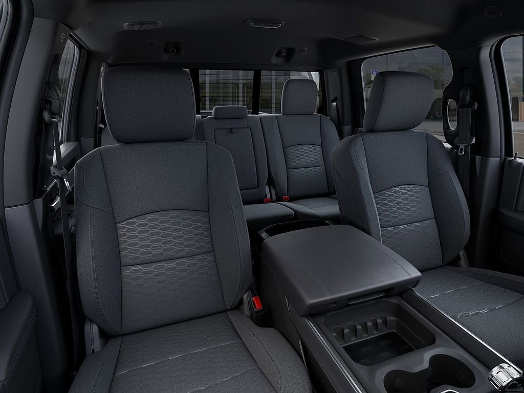 New 2025 RAM 2500 Big Horn AWD/4WD image 16