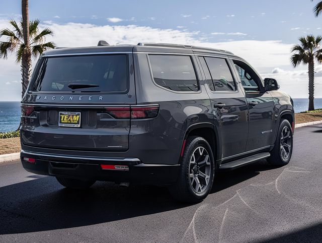 Used 2024 Jeep Wagoneer Series III AWD/4WD image 5