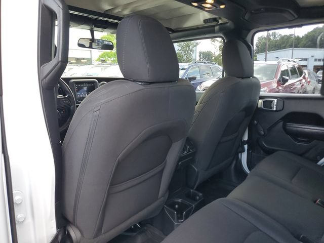 Certified 2023 Jeep Gladiator Sport AWD/4WD image 15