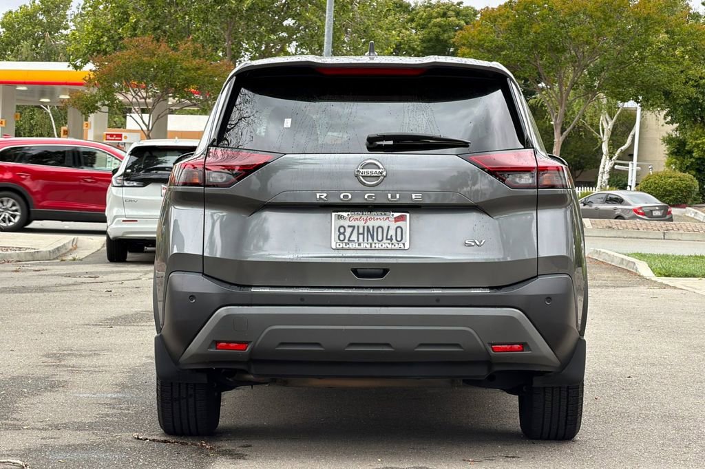 Used 2021 Nissan Rogue SV FWD image 5